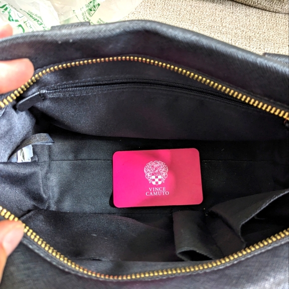 Vince Camuto Black Handbag - Picture 5 of 7